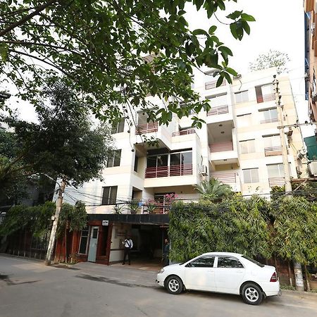Hotel Golden Deer Dhaka Exteriör bild