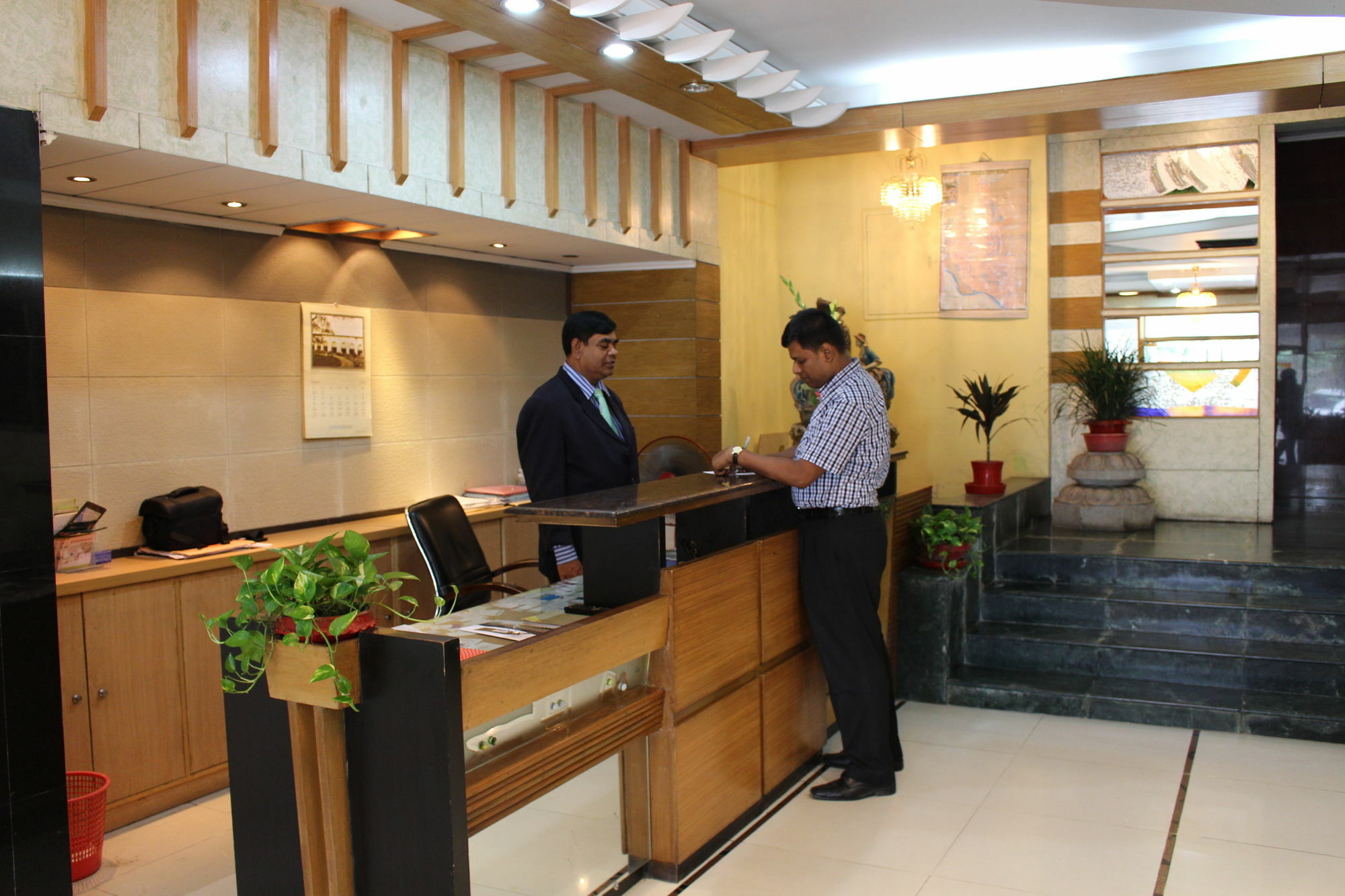 Hotel Golden Deer Dhaka Exteriör bild