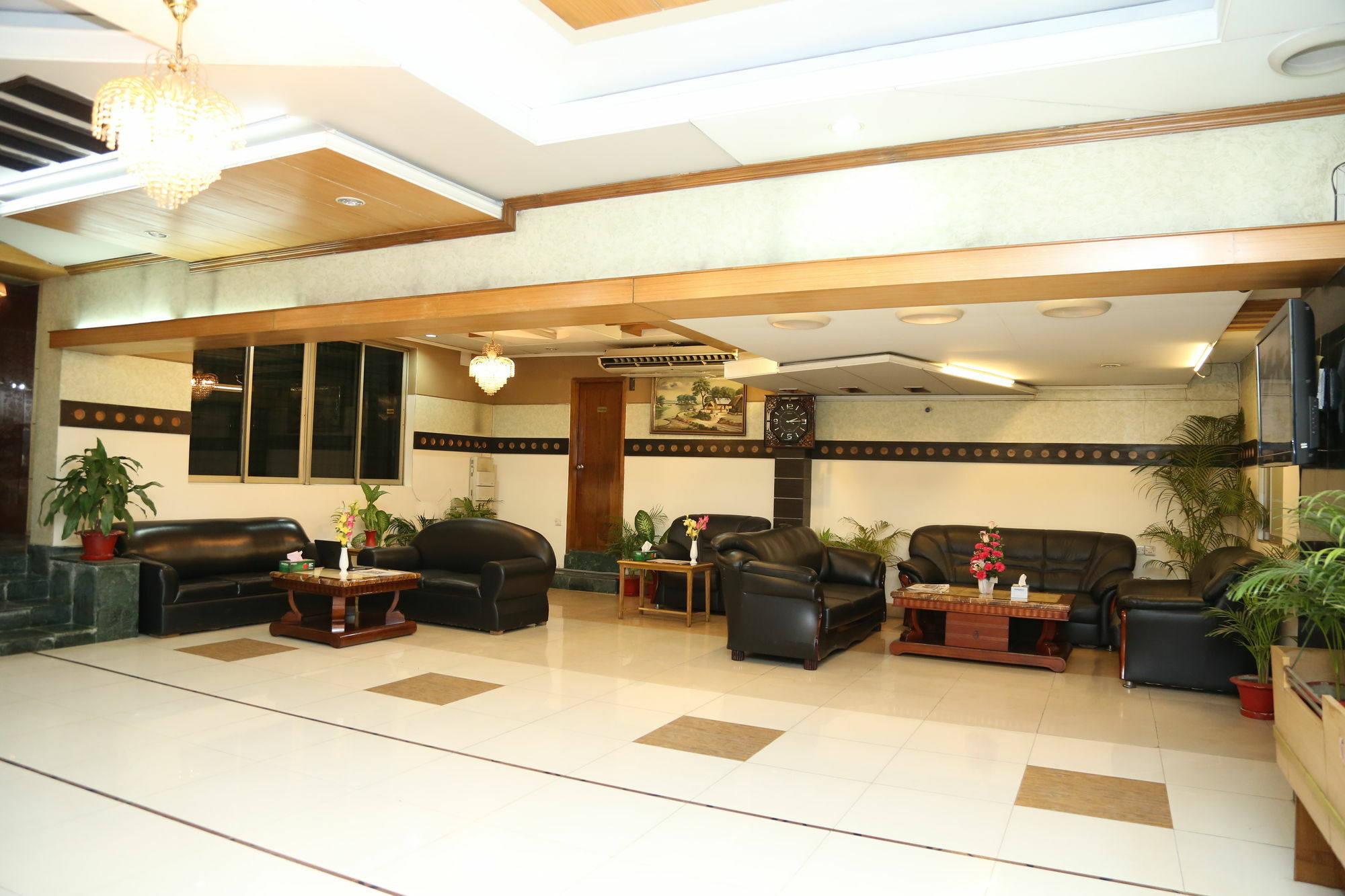 Hotel Golden Deer Dhaka Exteriör bild